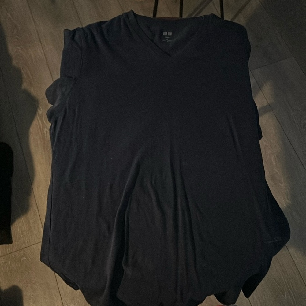 Navy blue men’s v-neck